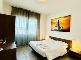 Hotel Bed & Bike, hotel en Cesena