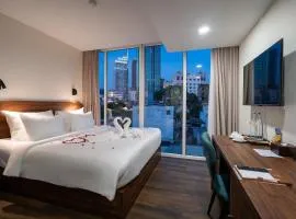 Hato Saigon Boutique Hotel & Rooftop, готель у Хошиміні