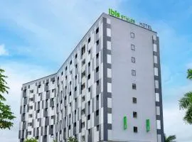 Ibis Styles Accra Airport, hotel din Accra