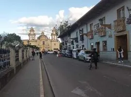 Hotel Aural, hótel í Cajamarca