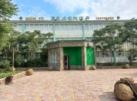 Гостиница Зеленая, hotel di Aktau