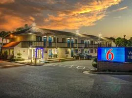 Motel 6-Lompoc, CA, hotel v destinácii Lompoc