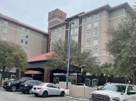 La Quinta by Wyndham San Antonio Airport, Hotel in San Antonio