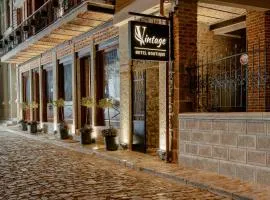 Vintage Boutique Hotel, hotel di Korce