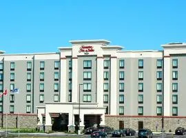 Hampton Inn & Suites by Hilton Moncton, hotel u gradu Monton