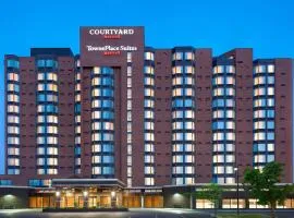 Courtyard by Marriott Toronto Northeast/Markham, hotel in Markham