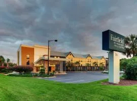 Fairfield Inn & Suites Southport, hotel v destinaci Southport