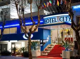 Hotel City، فندق في مونتيسيلفانو