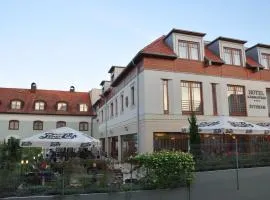 Hotel Három Gúnár, hotel Kecskeméten