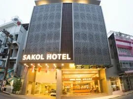 Sakol Hotel, hotel Hatjajban