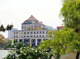 Jinjiang Inn Weihai Shandong University, hotel sa Weihai