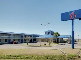 Motel 6-Jennings, LA, מלון בJennings