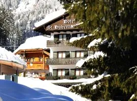 Hotel Garni St. Hubertus, hotell Madonna di Campiglios