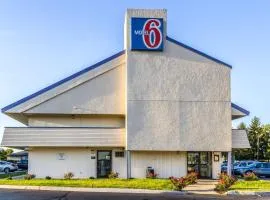 Motel 6-Grove City, OH, hótel í Grove City