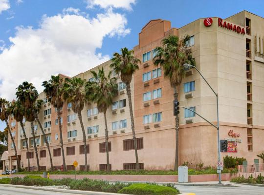 Ramada by Wyndham Hawthorne/LAX, hótel í Hawthorne