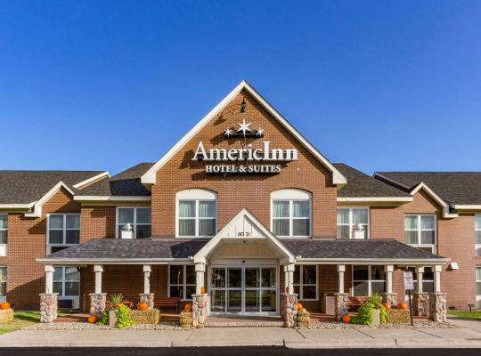 AmericInn & Suites Burnsville, MN, hótel í Burnsville