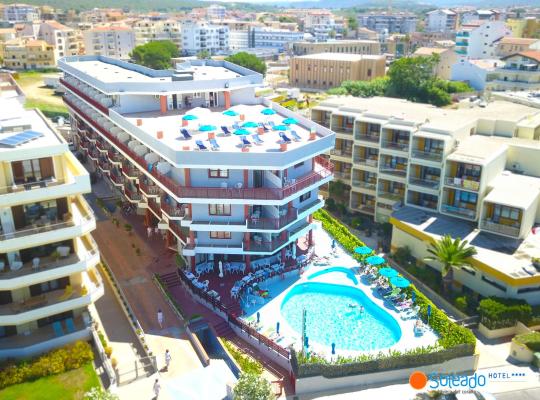 Hotel Soleado, hótel í Alghero