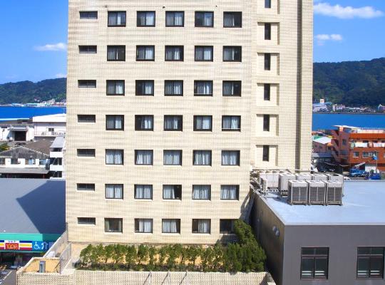 Amami Port Tower Hotel, hotel u gradu Amami