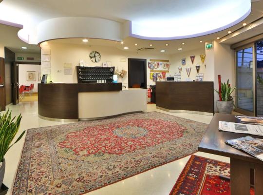 Best Western Cesena Hotel, hotel en Cesena