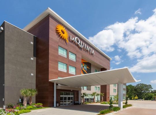 La Quinta Inn & Suites by Wyndham Lafayette Oil Center, hotel v mestu Lafayette