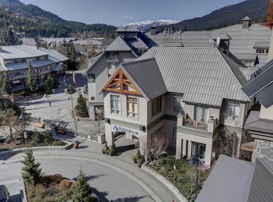 Whistler Peak Lodge, готель у місті Вістлер