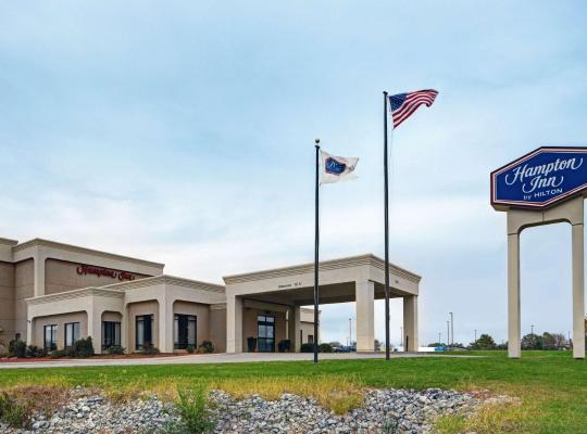 Hampton Inn Keokuk, hotel v mestu Keokuk