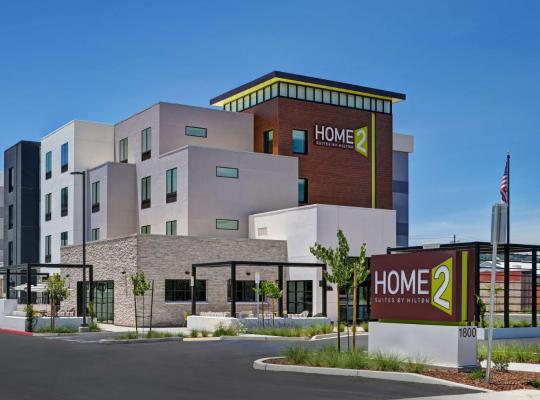 Home2 Suites By Hilton Atascadero, Ca, hotel v destinaci Atascadero