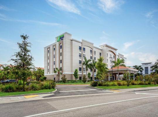 Holiday Inn Express & Suites - Miramar, an IHG Hotel, hotelli kohteessa Miramar