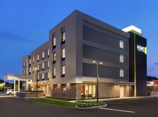 Home2 Suites by Hilton New Brunswick, NJ, hotelli kohteessa New Brunswick