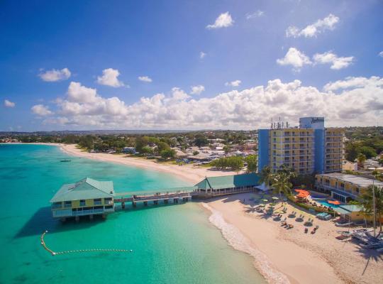 Radisson Aquatica Resort Barbados, hotell i Bridgetown