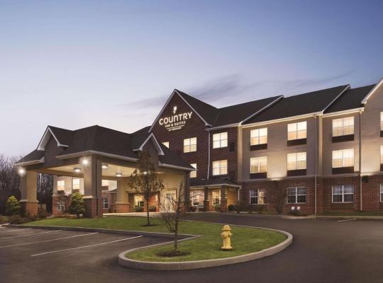 Country Inn & Suites by Radisson, Fairborn South, OH, hotel v mestu Fairborn