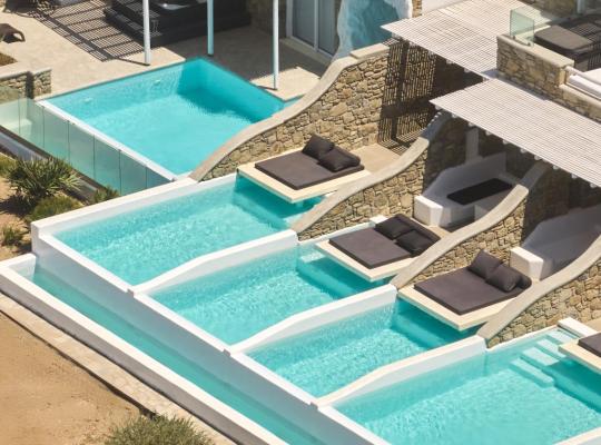 Olvos Luxury Suites Mykonos、ミコノス・シティのホテル