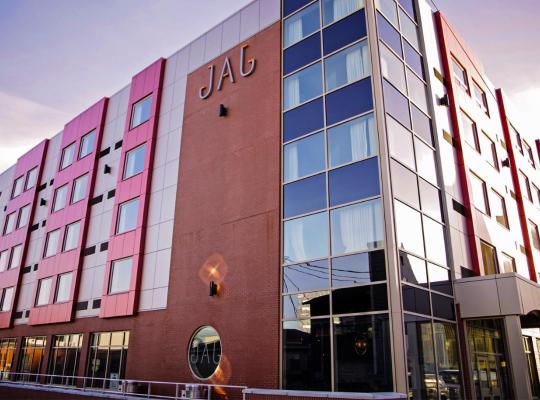 JAG Boutique Hotel, hotel di St. John's