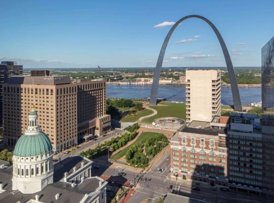 Hyatt Regency Saint Louis at The Arch, מלון בסנט לואיס