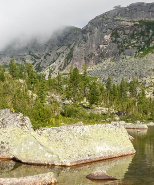 Een mooi uitzicht op Krasnoyarsk Krai