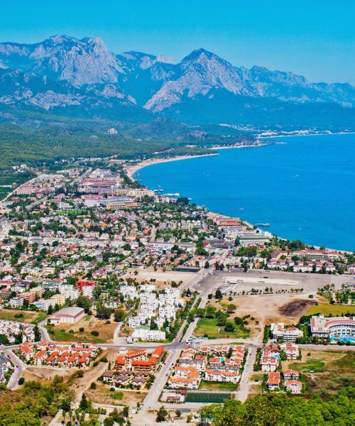 Una panoràmica bonica de Kemer