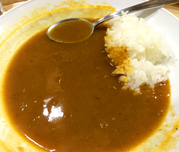 【札幌グルメ】カレーを食べていてご飯だけが残っても大丈夫だ！ カリーハウスコロンボは無料でたっぷりルーのおかわりをくれるぞ!!