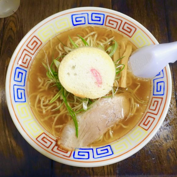 【北海道ラーメン探訪】税込500円の「しょうゆラーメン」が激ウマ！ 札幌市白石区『いせのじょう』