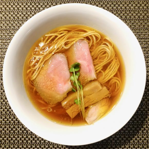 次のミシュランか？ スープ・麺・具の全てがウマい！ 至極の一杯がここにある / 新宿「らぁ麺やまぐち 」