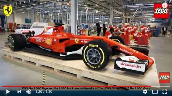 これ全部LEGOってウソでしょ…実物大で再現した「フェラーリF1カー」が超大作 / 使用したブロックの数は35万個近く！