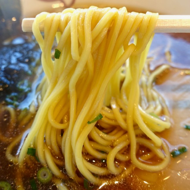 幻の高級魚「キンキ」の出汁を使った話題のラーメンを食べてみた / 北海道札幌市「魚ろ麺」