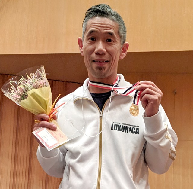 【完全勝利】運動に目覚めたオッサンが「ポール・スポーツ」の大会でカテゴリー優勝を果たす！