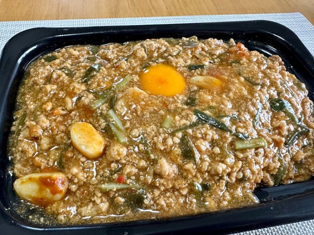 【にんにく足りてますか？】スーパーで見かけた「お肉たっぷりスタミナ丼」が強烈すぎてビビった！ スタミナチャージしたければ生鮮市場TOPかマミーマートへ！