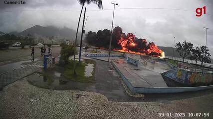 Câmera flagra queda de jatinho em Ubatuba