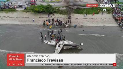 Imagens de drone mostram avião após queda em Ubatuba