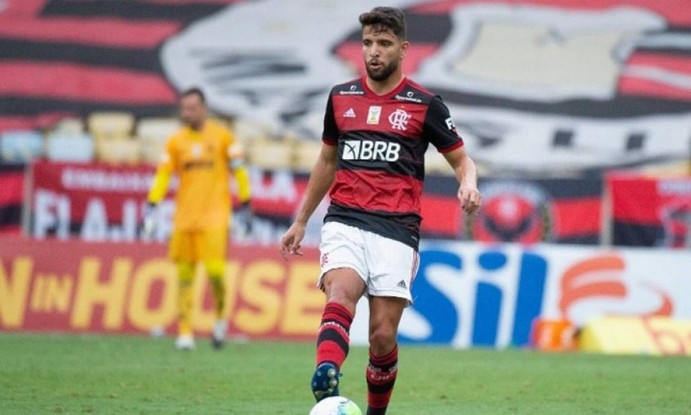 Também revelado na base do Flamengo, o meia Pepê assinou em 2021 um contrato com Cuiabá válido por três anos