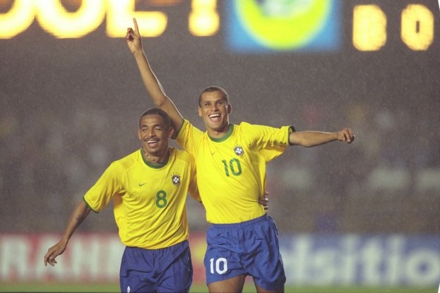 Jogo Brasil X Bolivia pelas eliminatórias da Copa do Mundo de 2002 , no Maracanã