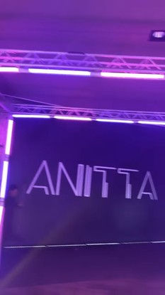 Entrada da festa de Anitta