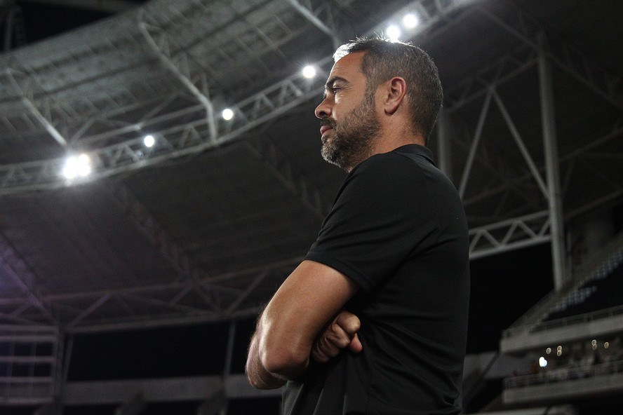 Artur Jorge, técnico do Botafogo