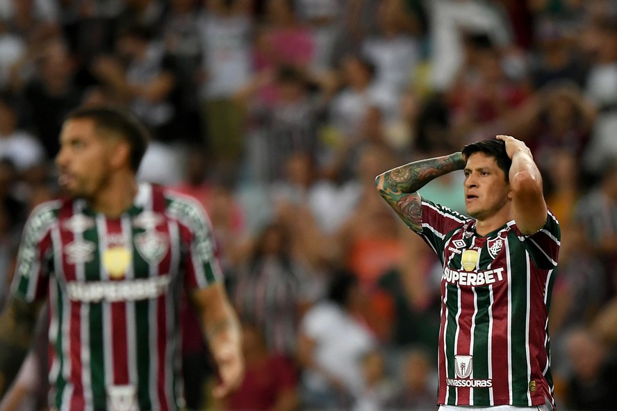 Germán Cano lamenta a quinta derrota consecutiva do Fluminense